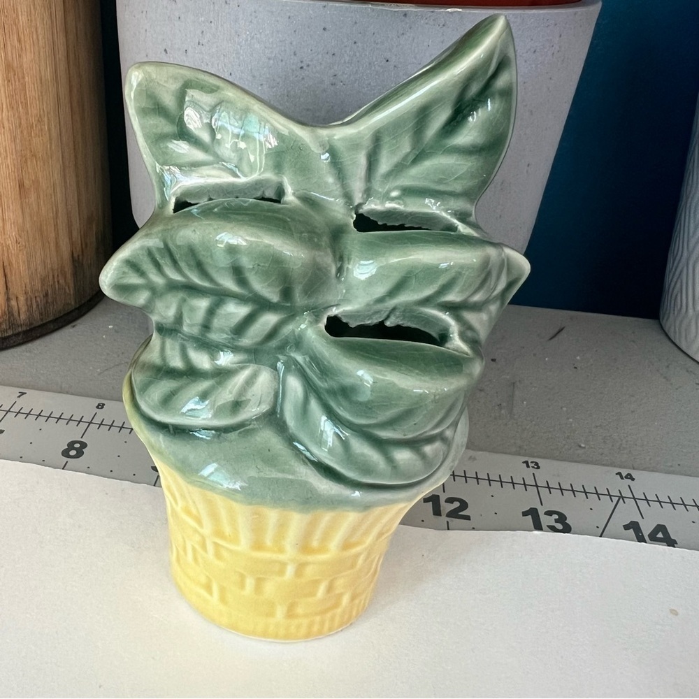 Vintage McCoy mini flower pot wall packet measuring spoon holder from 1950s